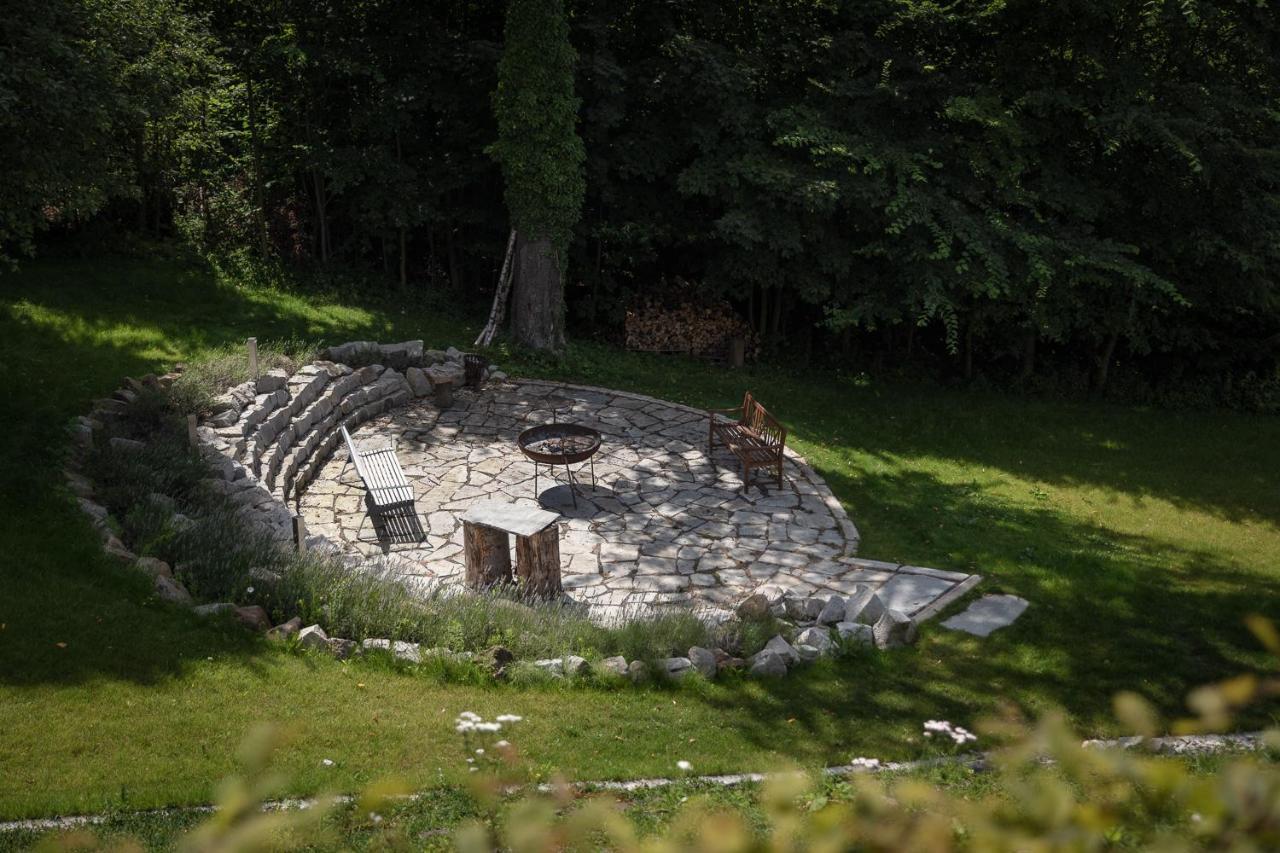 Penzion Na Kraji Lesa Valašské Meziříčí エクステリア 写真
